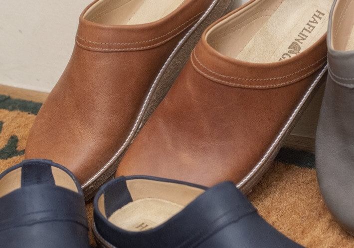 Buying leather clog shoes nurse - Arad Branding